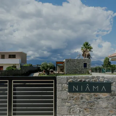 Niama Luxury Apartment *