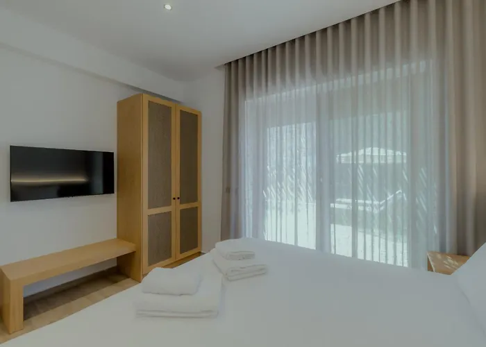 Niama Luxury